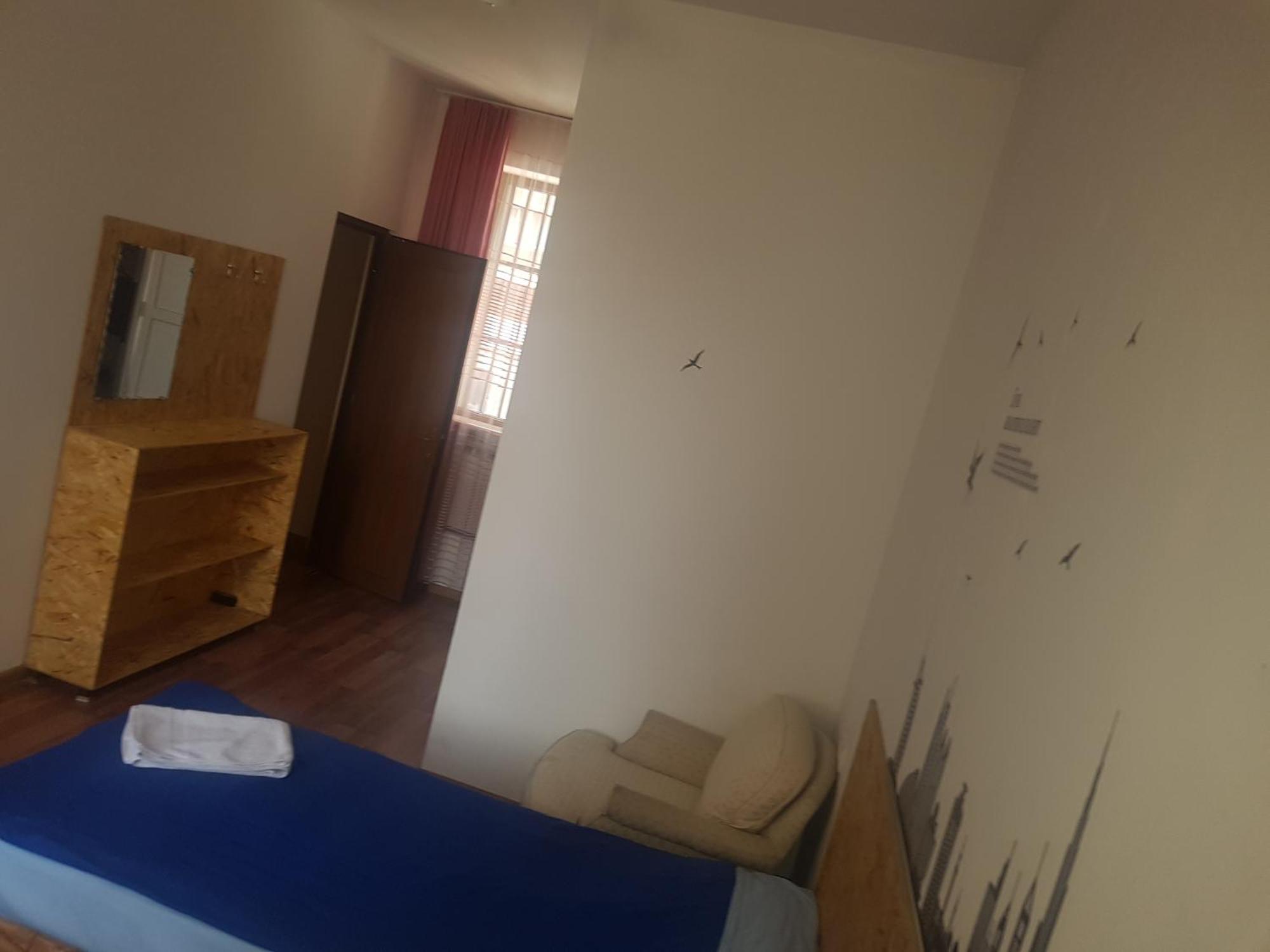 Shat Lav Hostel Yerevan Exterior photo